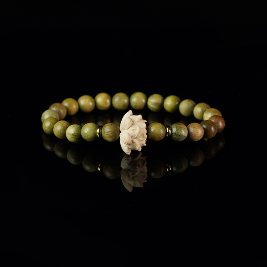 Green Sandalwood Lotus Bead Bracelet